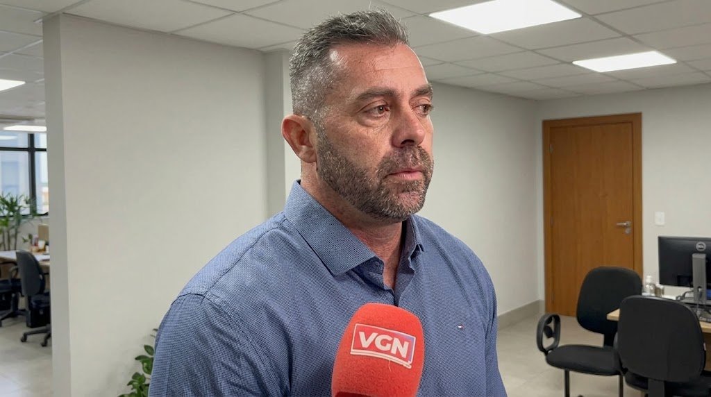 4165102